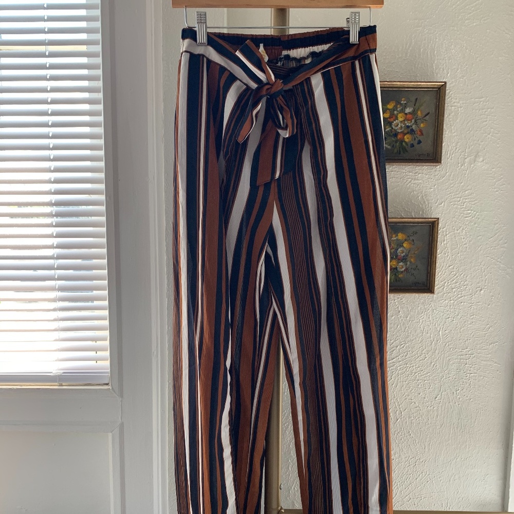 Striped Light Tie-Front Pants - Size S